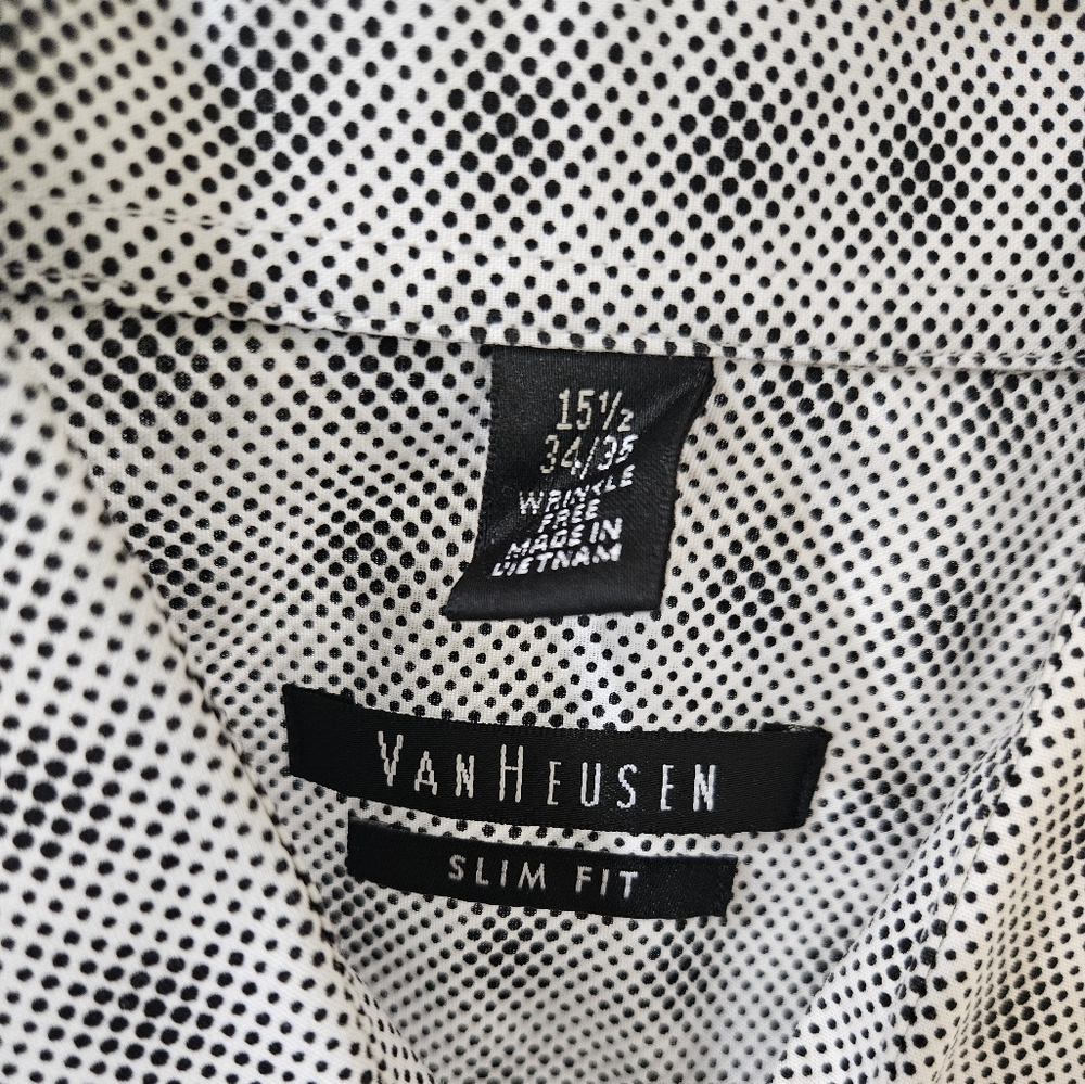 Men's Van heausen long-sleeved dress shirt
